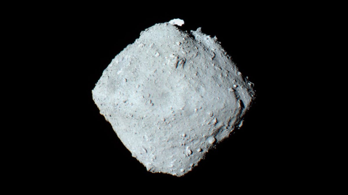 Asteroide Ryugu contém todas as bases do DNA e RNA, confirma estudo na Nature Astronomy