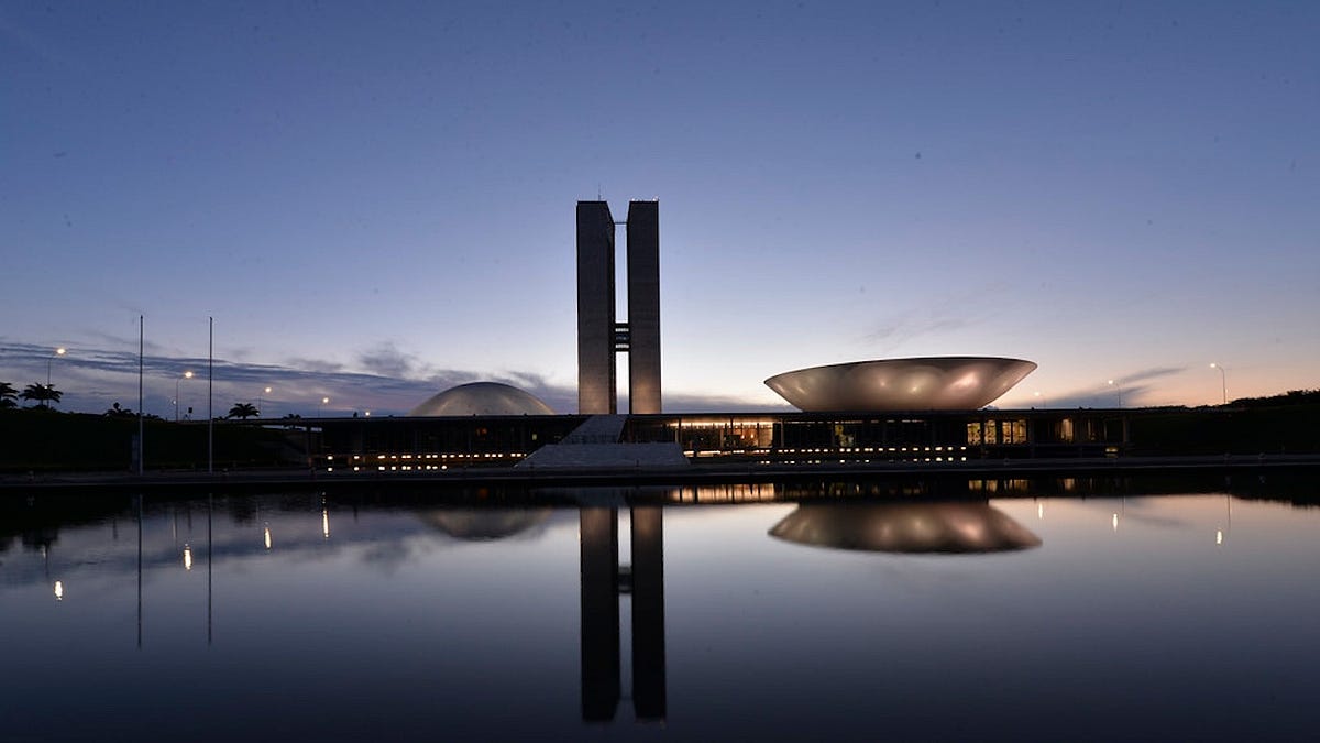 Entenda a nova frente parlamentar que pode influenciar o marco regulatório do mutualismo no Brasil