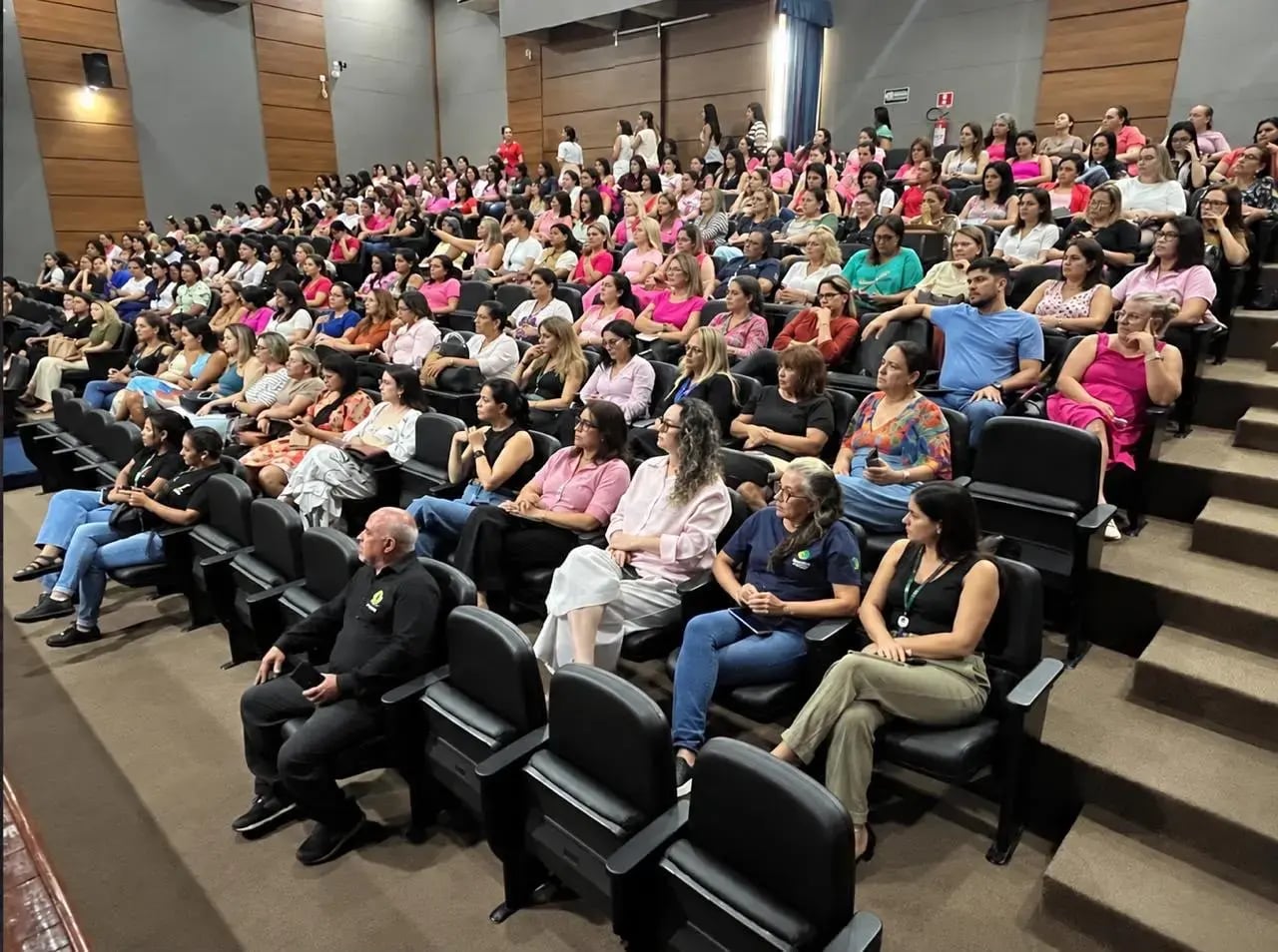 Ação de Prevenção do Outubro Rosa Mobiliza Servidoras em Porto Velho