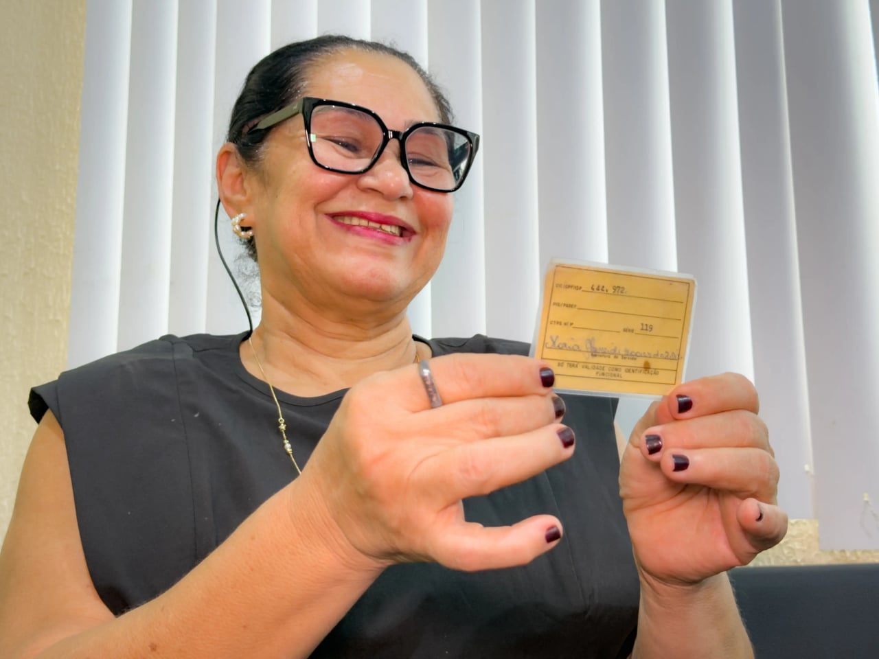 Dona Maria Alzineide celebra quase 45 anos de serviço público com amor e dedicação
