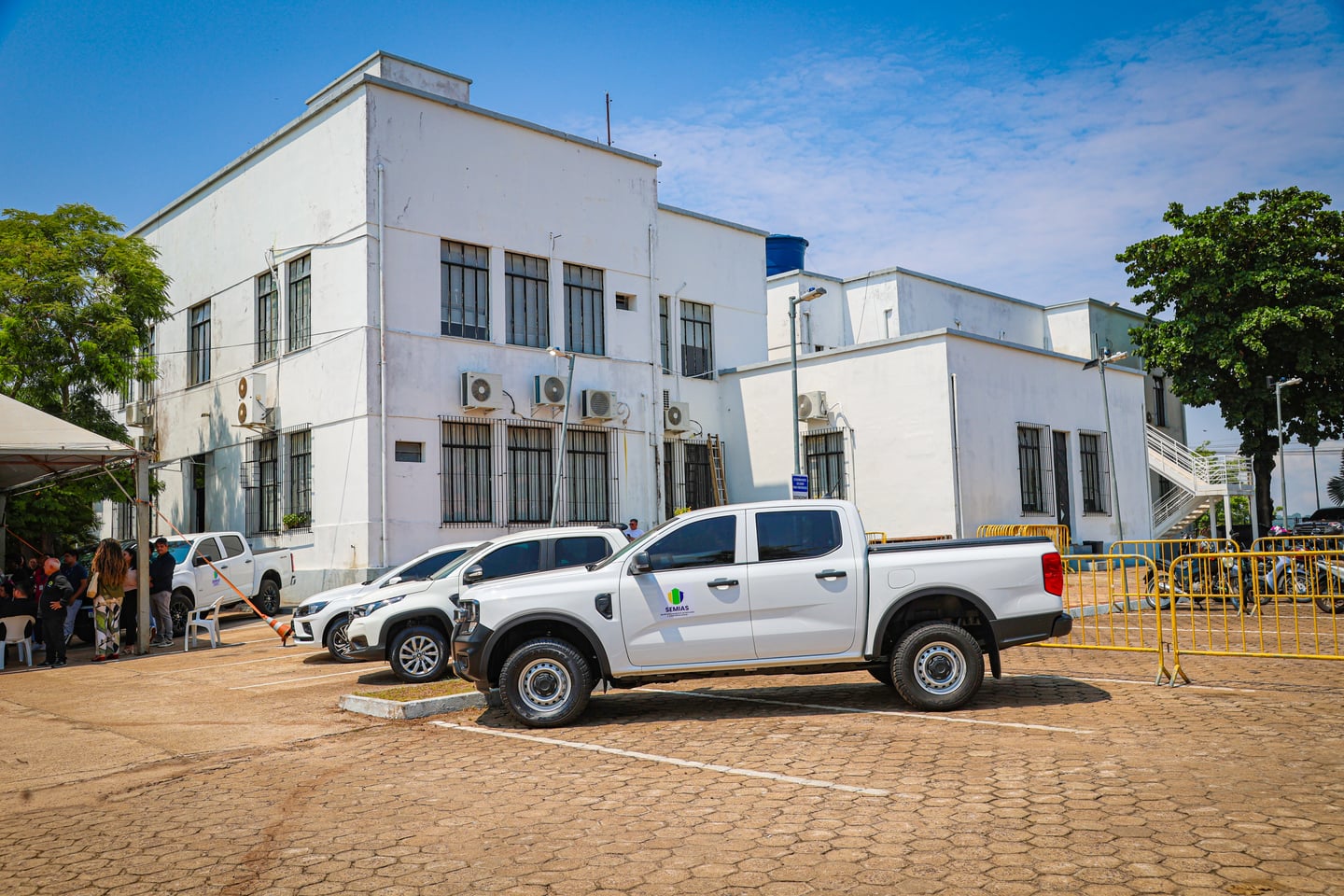 MPRO supervisiona a entrega de 16 veículos para assistência social em Porto Velho